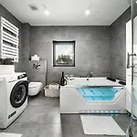 度假居 Hot Tub Jacuzzi Chillout 科沃布热格