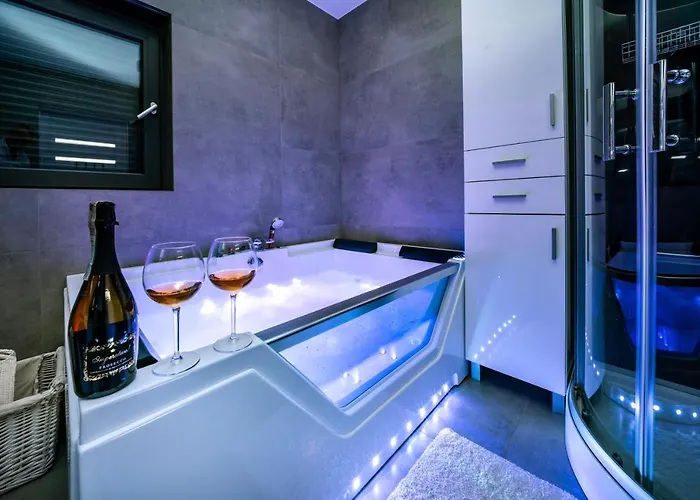 Tatil Evi Hot Tub Jacuzzi Chillout *